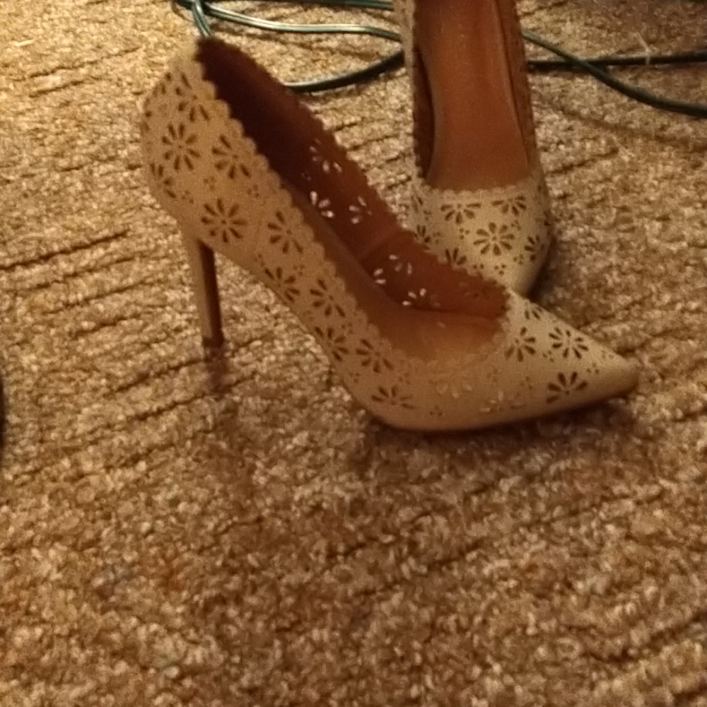 Shoes - Picture 2 of 2